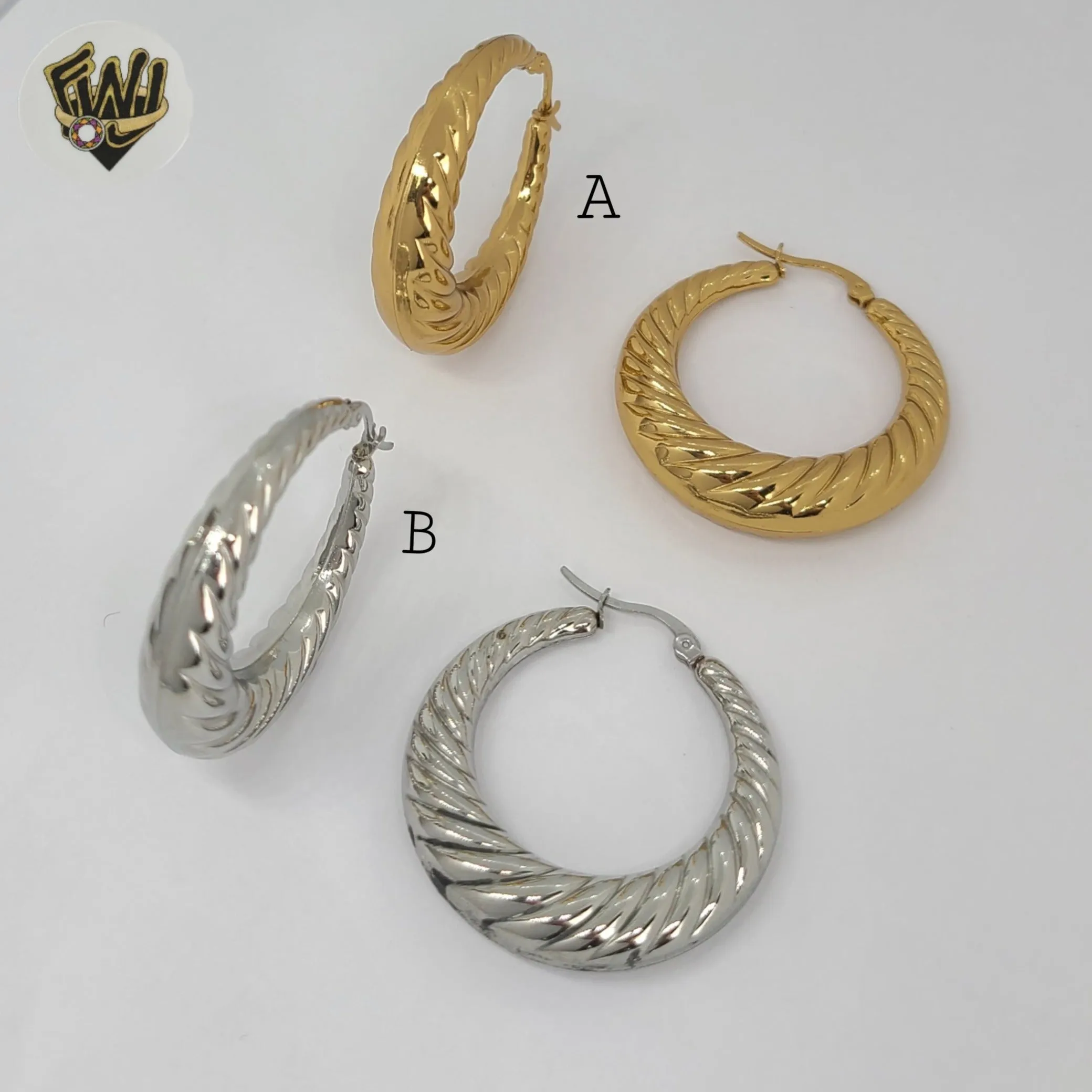 (4-2217) Stainless Steel - Carved Round Hoops.