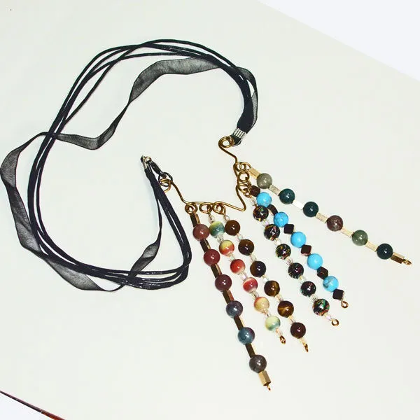 Achilla Beaded Costume Jewelry Pendant Necklace