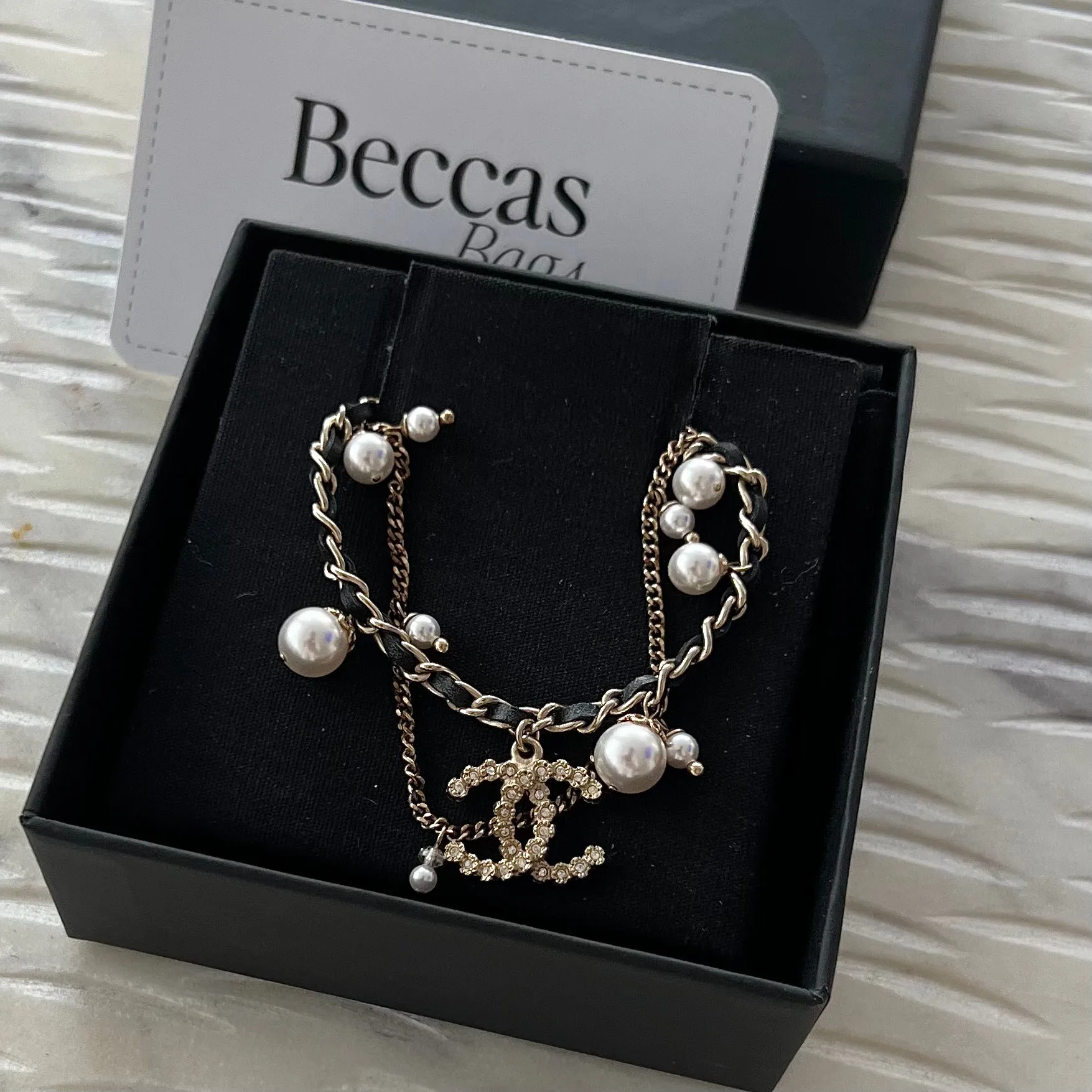 Chanel CC Chain Pearl Necklace