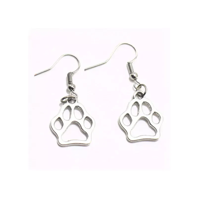 Dangling Cat Paw Fashion Earrings