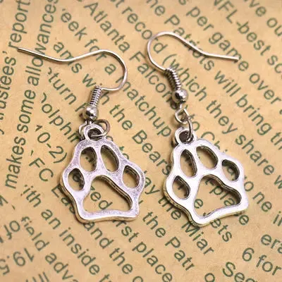 Dangling Cat Paw Fashion Earrings