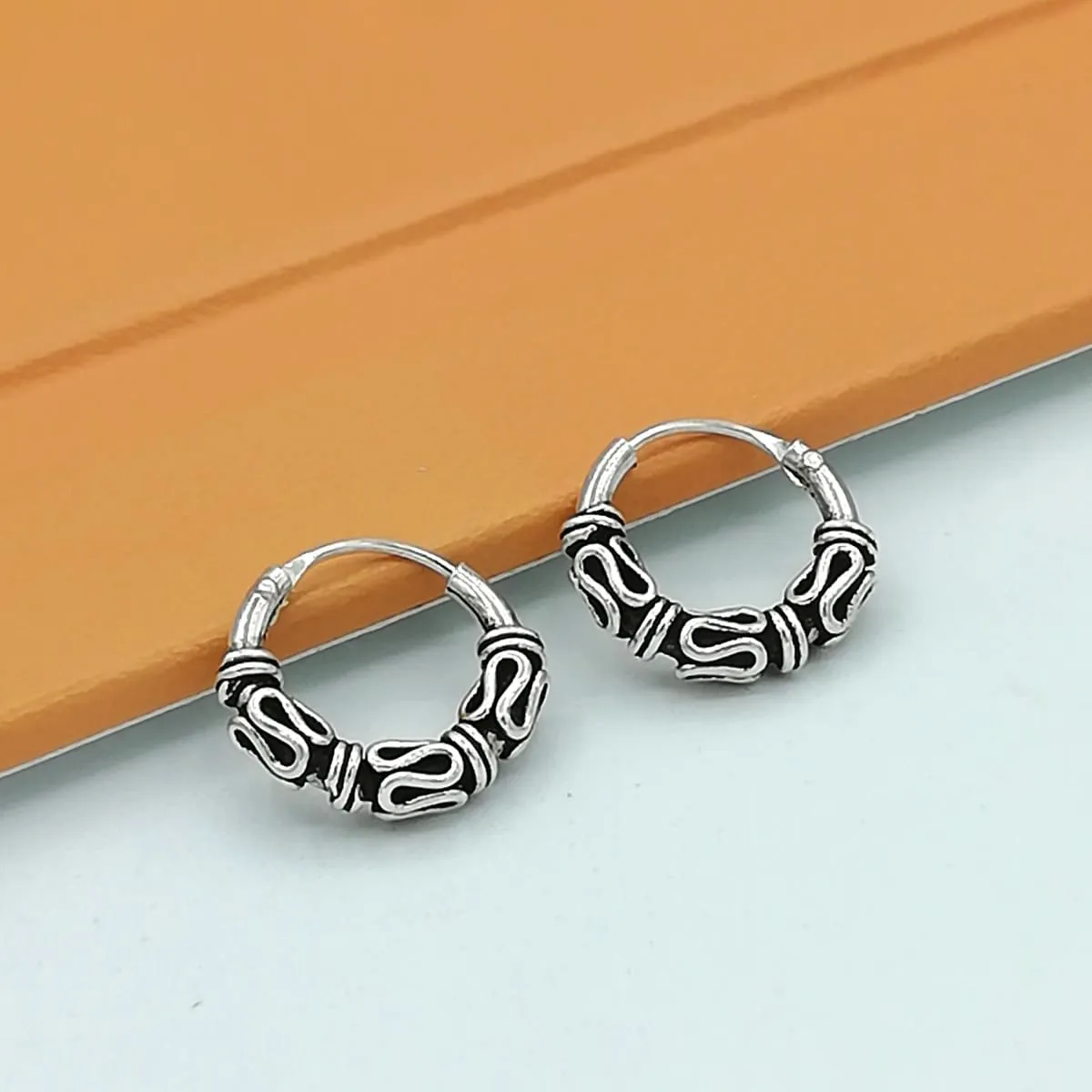 Ethnic Bali hoops | 12mm silver hoops earrings | Ear piercings | Minimalist hoops | EF37