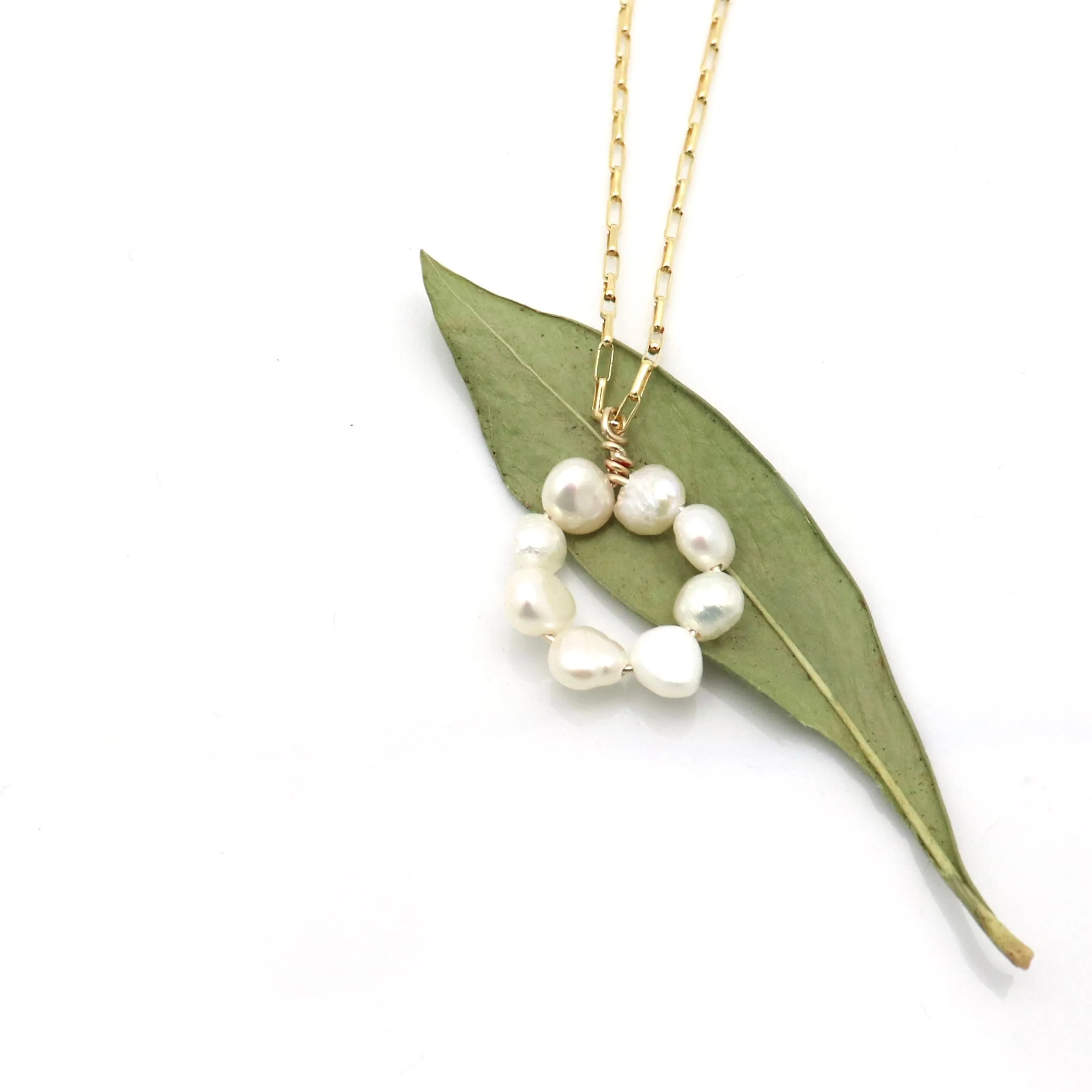 HERA Micro Pearl Hoop Necklace