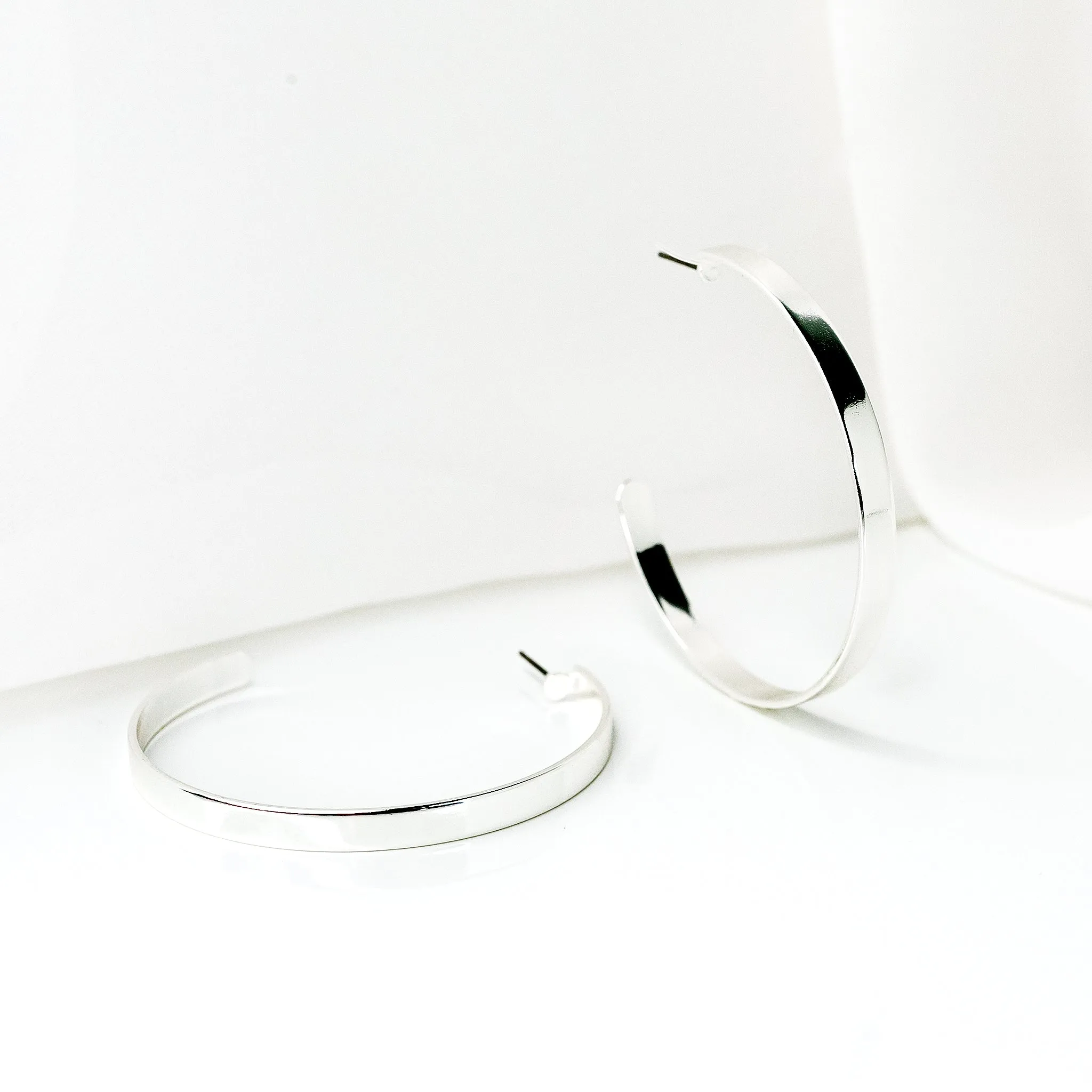 Icon Sleek Hoops - Large - Imperfect