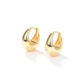 Minimalist Curved Hoop Earrings