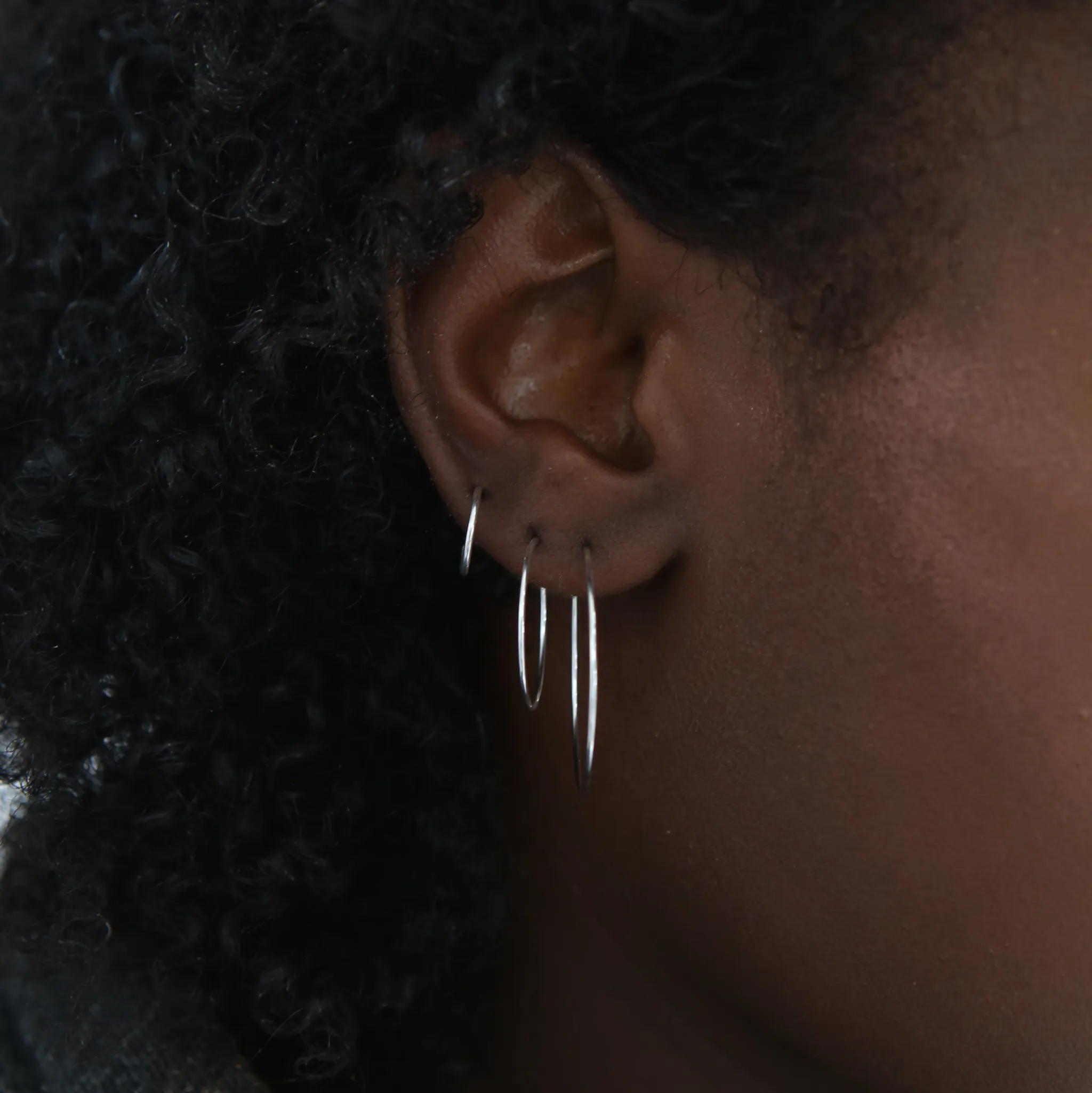 Weightless Small Hoops